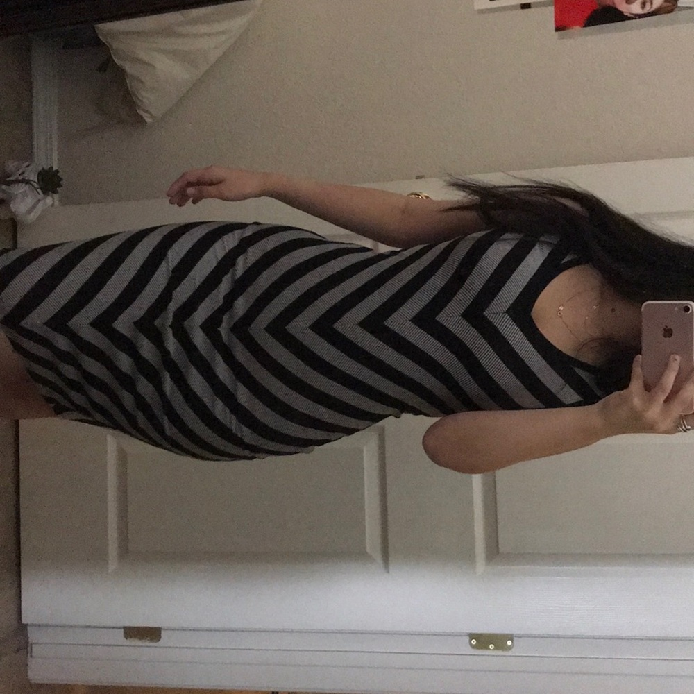 MAXI DRESS - Picture 3 of 3